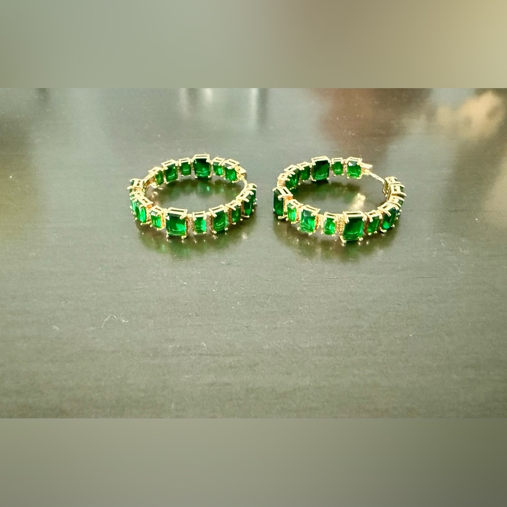 Emerald hoop earrings